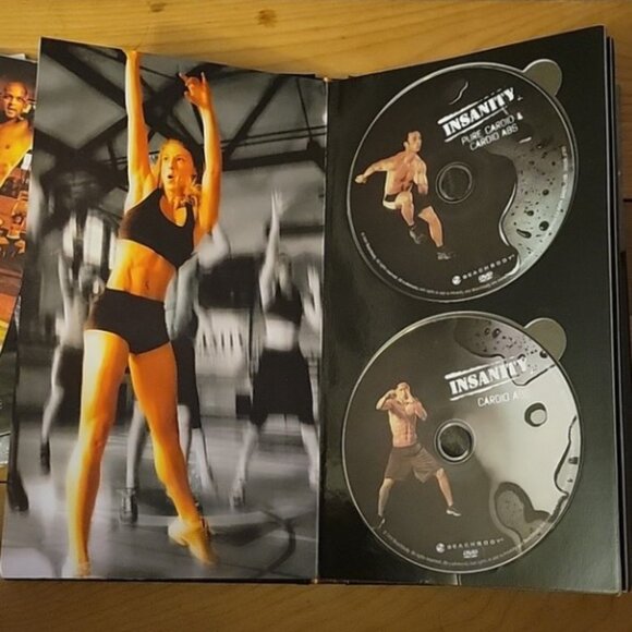 Beachbody Insanity Workout DVD Set - Picture 4 of 10